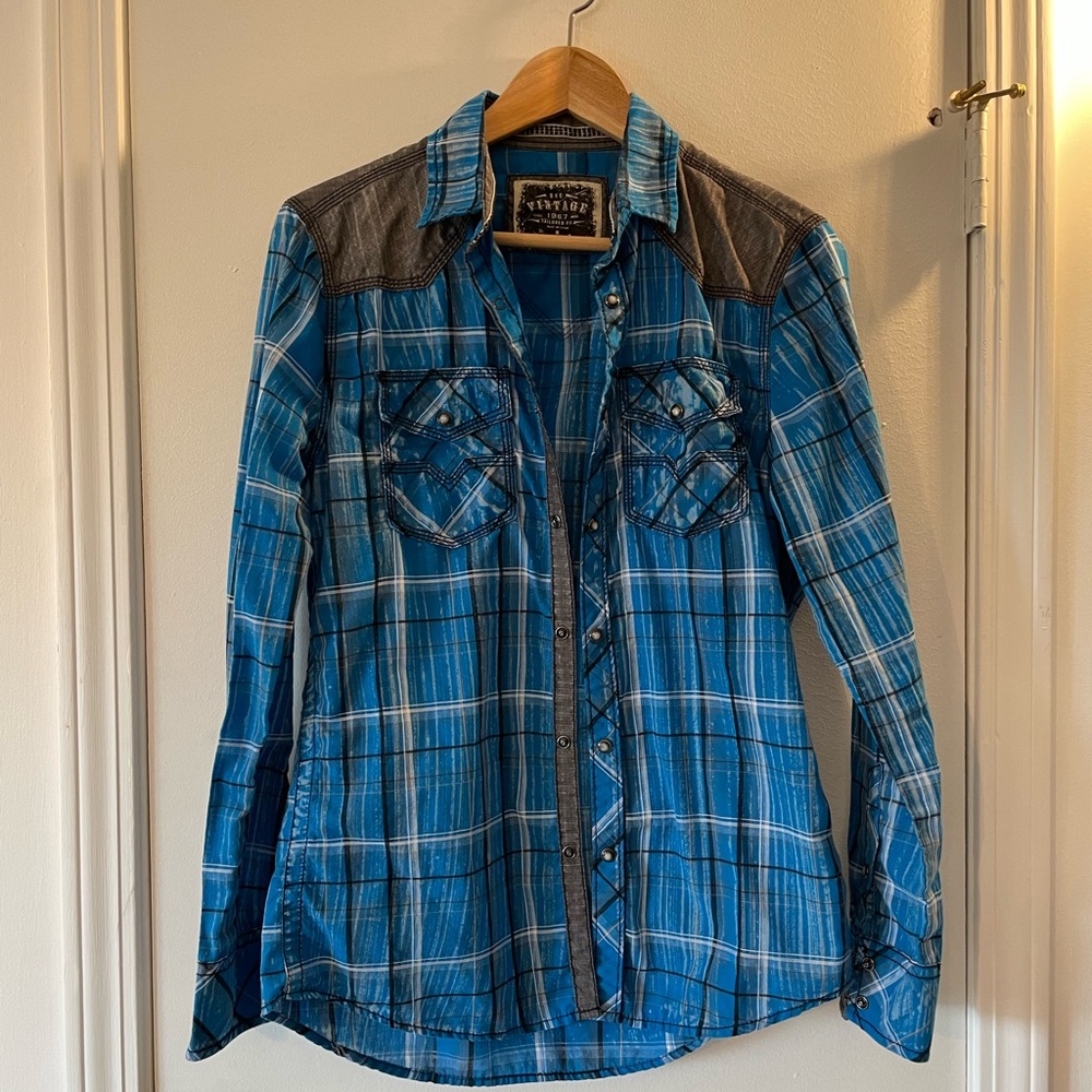 BKE Vintage Tailored Fit Snap Button Down plaid shirt